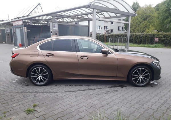 BMW Seria 3 cena 89900 przebieg: 64000, rok produkcji 2019 z Pruszków małe 211